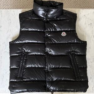 Moncler Down Puffer Vest Size 3 (L)